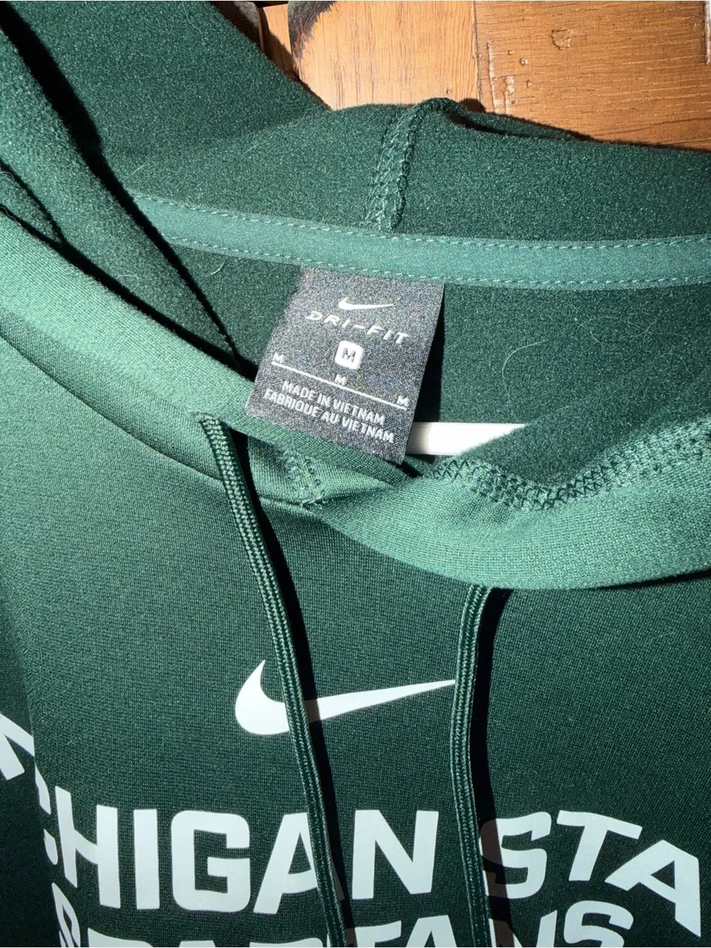 NWOT NIKE MICHIGAN STATE SPARTANS MENS GREEN WORDMARK HOODIE MEDIUM